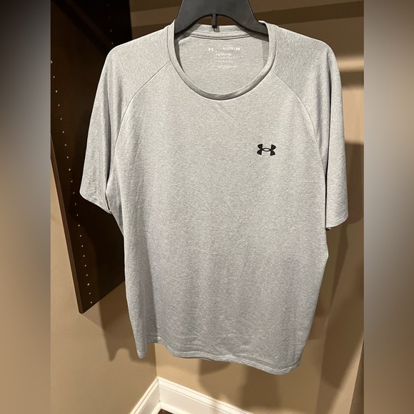 Men’s Under Armour Tee - Picture 1 of 5